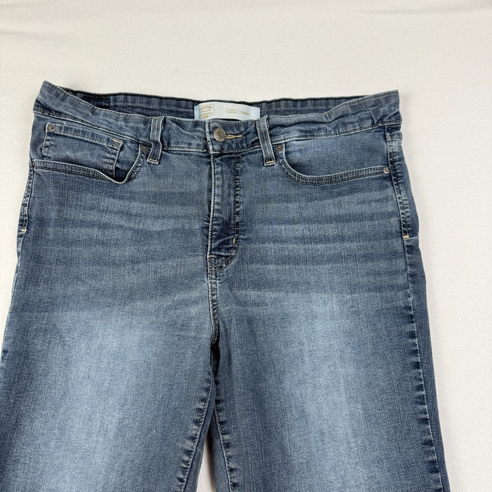 Levis‎ Signature Gold Womens Jeans Size 16M Totally Shaping Straight Stretch - Picture 4 of 14